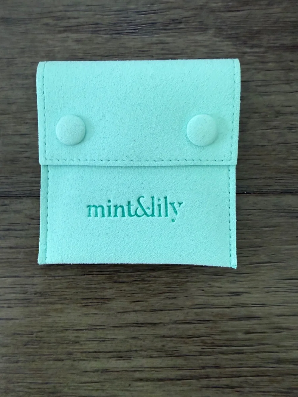Mint & Lily Bracelet - Picture 2 of 2